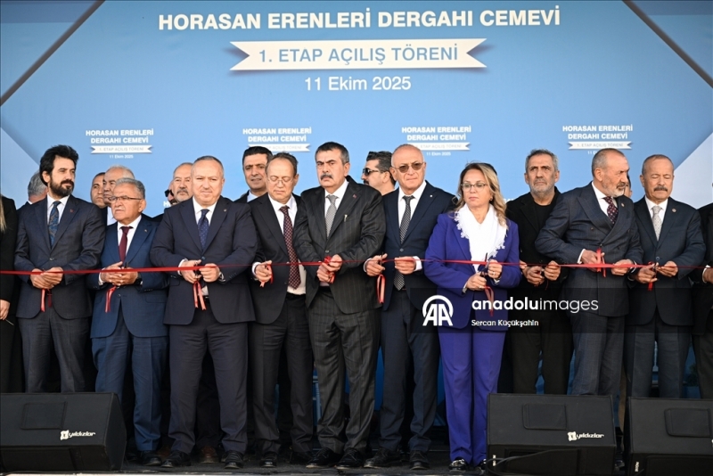 Hacıbektaş Horasan Erenleri Dergahı Cemevi Külliyesi'nin açılışı yapıldı Giriş: 12.10.2025  14:29 Son Güncelleme: 13.10.2025  10:29.