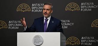 Diplomasinin kalbi Antalya'da attı! Bakan Fidan'dan İsrail-Yunanistan-GKRY ittifakına karşı net mesaj: Türkiye kendini korur