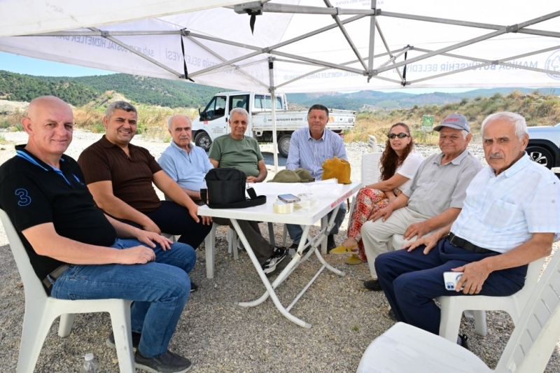 MANİSA’DA ARICILARIN PETEKLERİNE EKSİ 30 DERECELİK KORUMA