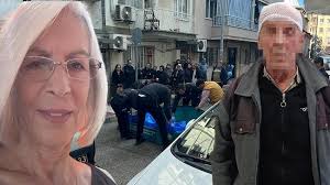 Manisa’nın Yunusemre ilçesinde 83 yaşındaki bir şahıs, tartıştığı 72 yaşındaki eşini yatağında boğazını keserek öldürdü.