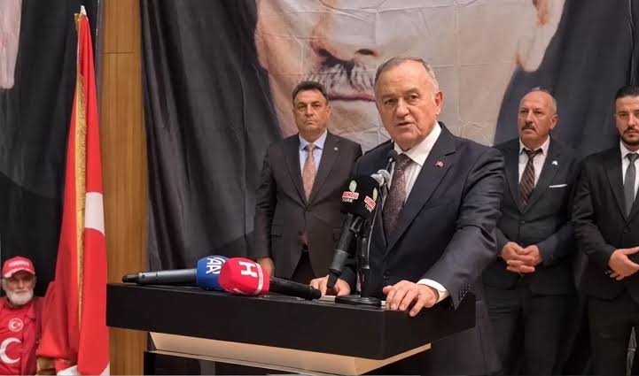 MHP Grup Başkanvekili Erkan Akçay, Türkiye'nin kırmızı çizgisinin 