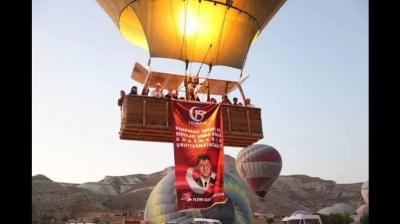 253 şehidin ismi gökyüzüne havalandı: Kapadokya'da balonlar 15 Temmuz için yükseldi