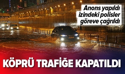  Adana'da  Sokaklar 1 metre su altında kaldı, mahsur kalan 9 kişi botla kurtarıldı.