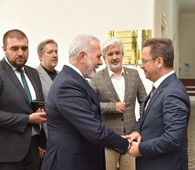 Ak Partili Bahadır Yenişehirlioğlu’ndan Vali Ünlü’ye hayırlı olsun ziyareti  