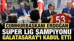 Başkan Erdoğan Süper Lig şampiyonu Galatasaray'ı kabul etti: Kupa ile fotoğraf 53 numaralı forma hediyesi,,