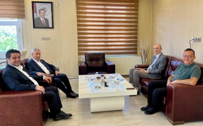 Bülent Arınç'tan Şehzadeler Kaymakamı Günhan Yazar'a 'Hayırlı olsun' ziyareti