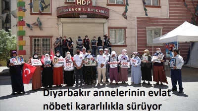 Diyarbakır annelerinin evlat nöbeti kararlılıkla sürüyor