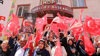 Diyarbakır annelerinin evlat nöbeti kararlılıkla sürüyor
