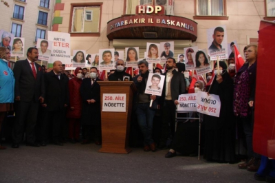 Diyarbakır'da evlat nöbetine katılan aile sayısı 250'ye yükseldi 