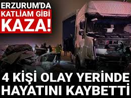 Erzurum'da meydana gelen katliam gibi trafik kazasında ilk belirlemelere göre 4 kişi hayatını kaybetti.