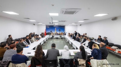 İzmir'de Romanlar için ortak akıl buluşması