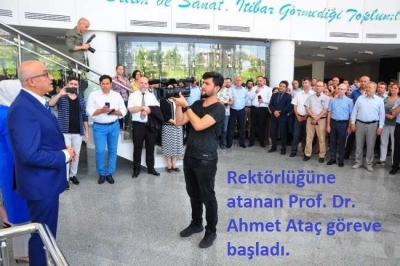 Manisa CBÜ Rektörü Ataç görevine başladı