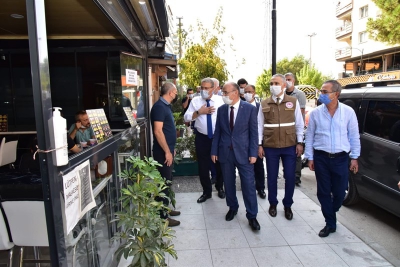 Manisa Vali Karadeniz, Covid-19 Denetimlerine Devam Ediyor.