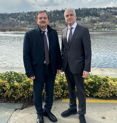 Manisa'da yılın doktoru Turgutlu'dan Op.Dr. Engin Pabuşçu