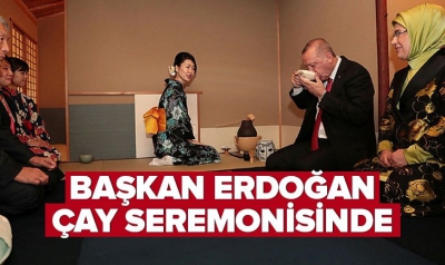   Manisahabercilik.com. Erdoğan, eşi Emine Erdoğan ile çay seremonisine katıldı.   