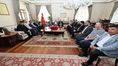 Manisa'nın gençlik ve spor yatırımları değerlendirildi