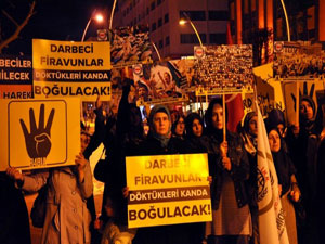 Mısır'da halk darbeci Sisi'ye karşı ayaklandı: Defol!