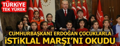 Son dakika: Tüm Türkiye Başkan Erdoğan liderliğinde İstikal Marşı'nı okudu.