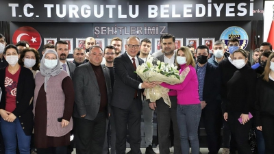 CHP'li belediye çalışanlarına hac için ücretli izin hakkı tanıdı!   