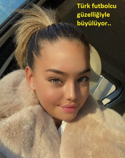 Türk futbolcu Aycan Yanaç güzelliği ve yeteneği ile herkesi büyülüyor.