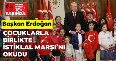 Türkiye koronavirüs tedbirleri nedeniyle İstiklal Marşı için balkonlara çıktı