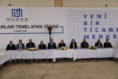 Vali Karadeniz, Muradiye OSB Hizmet Destek Alanları Dükkânları Temel Atma Törenine Katıldı